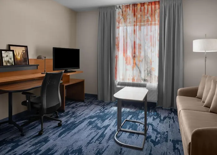 Fairfield Inn & Suites By Marriott Tustin Orange County