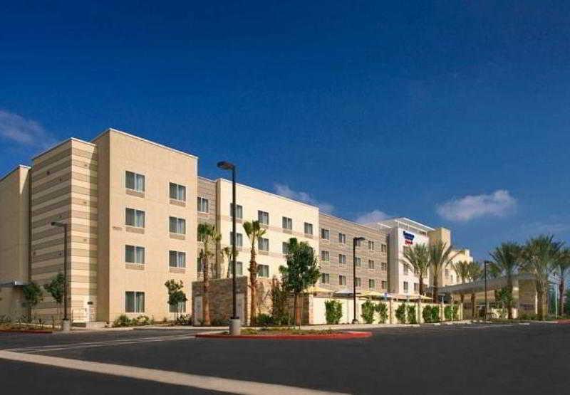 Fairfield & By Marriott Orange County Hotel Tustin