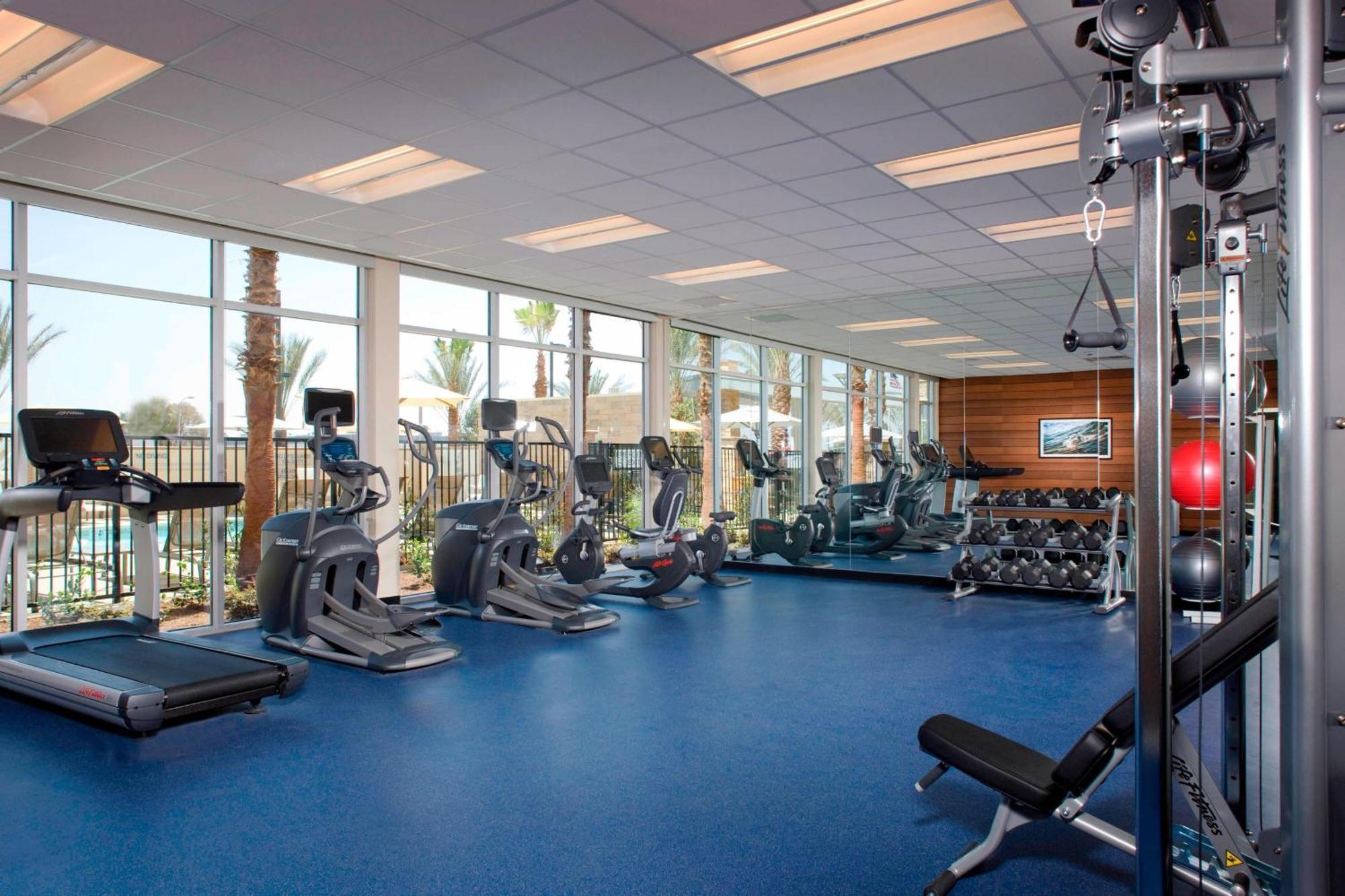 Fairfield & By Marriott Orange County Hotel 3*