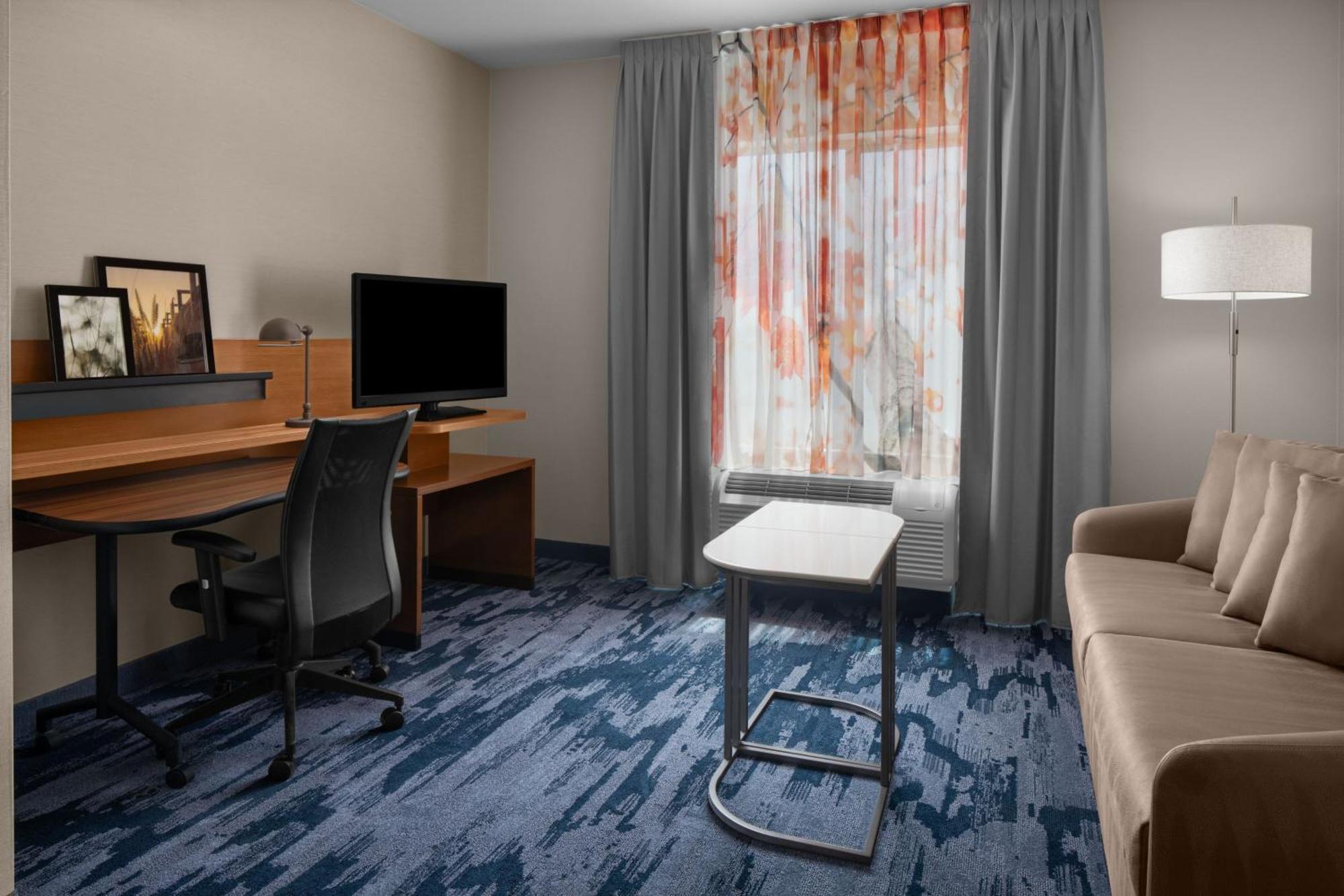 Hotel Fairfield & By Marriott Orange County